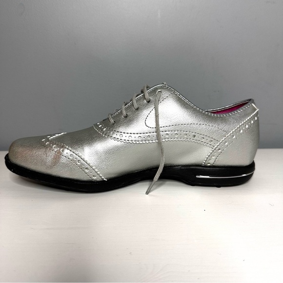FootJoy Ladies Silver Lace Up Oxford Brogues Golf Shoes Cleats - Size 7 EUC - Picture 5 of 10